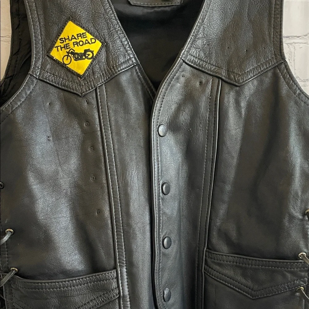 All American Ryder Black Leather Biker Vest with Harley-Davidson - Picture 4 of 8